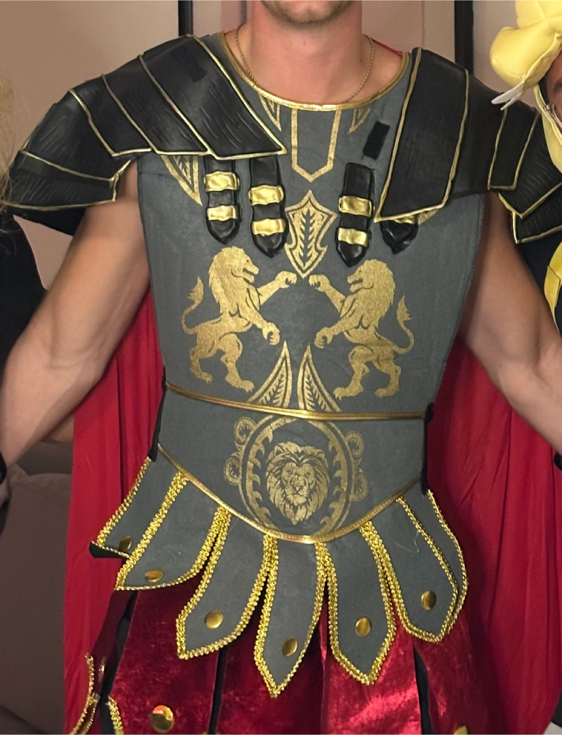 Spirit Halloween Roman Gladiator Costume - photo 2
