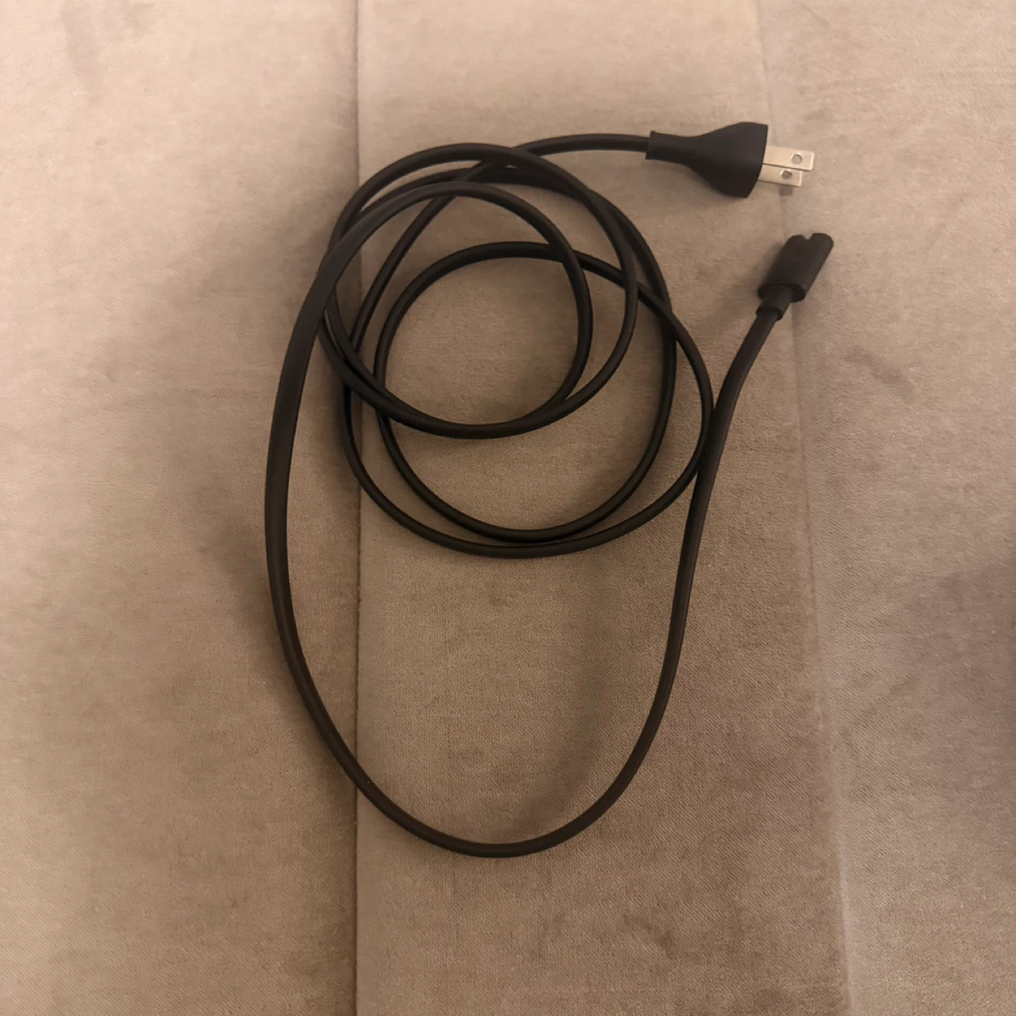 Apple TV 4th generation (32GB – Excellent Condition - photo 4