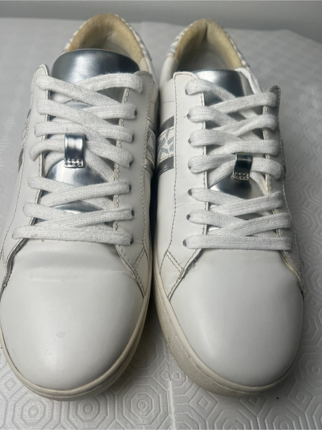 Michael Kors White Leather Sneakers - photo 4