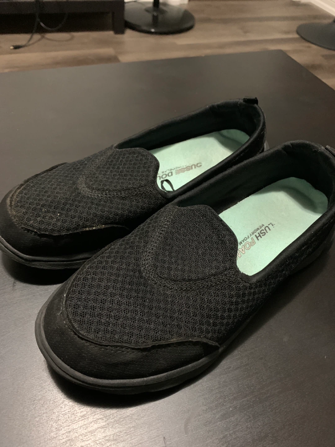 Skechers Women's GO WALK DASH - Size 8 - Black