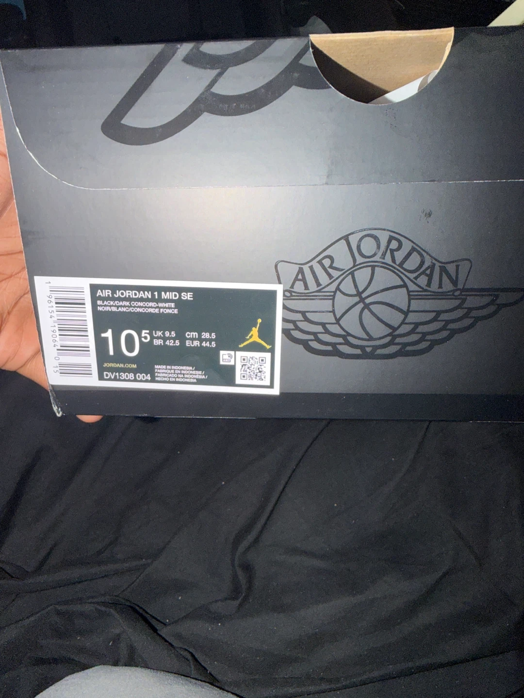 Air Jordan 1 Mid SE "Black/Concord" Sneakers - photo 2