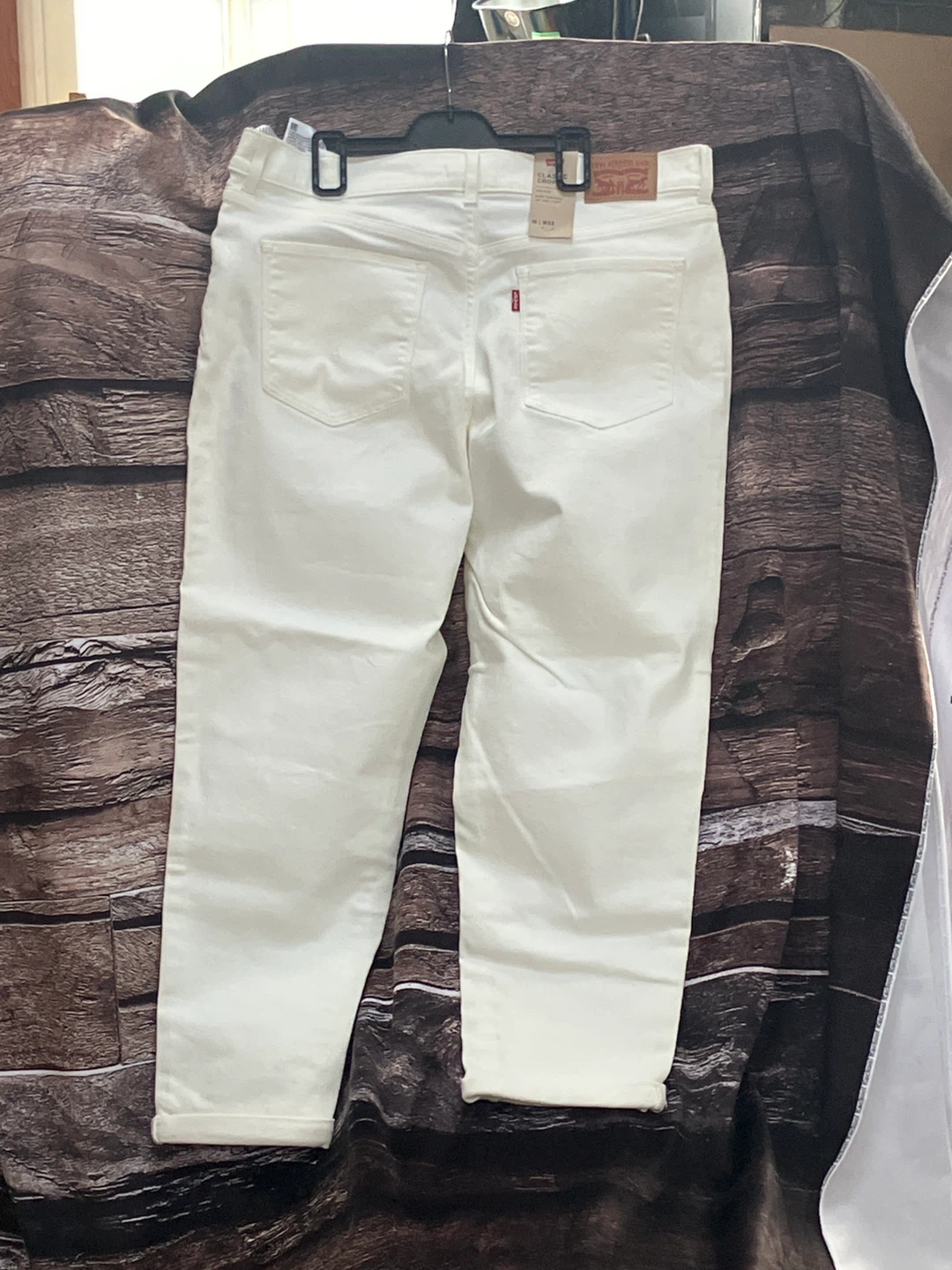 Levi's Women's White Cropped Jeans Size 8 - photo 2