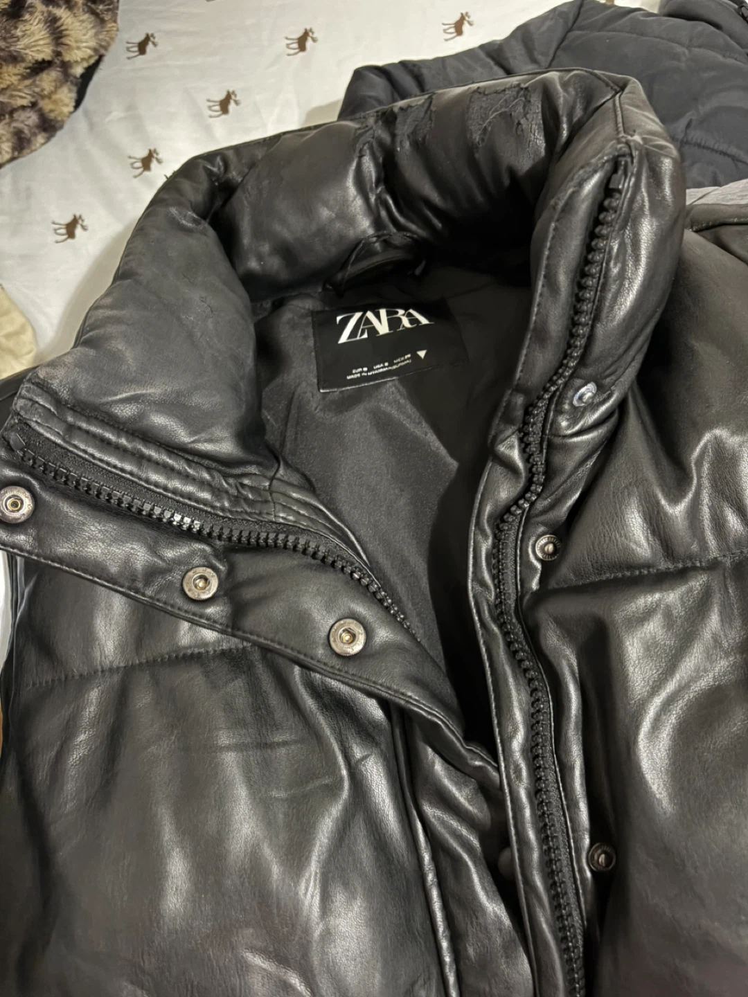 ZARA Black Faux Leather Puffer Vest Size M