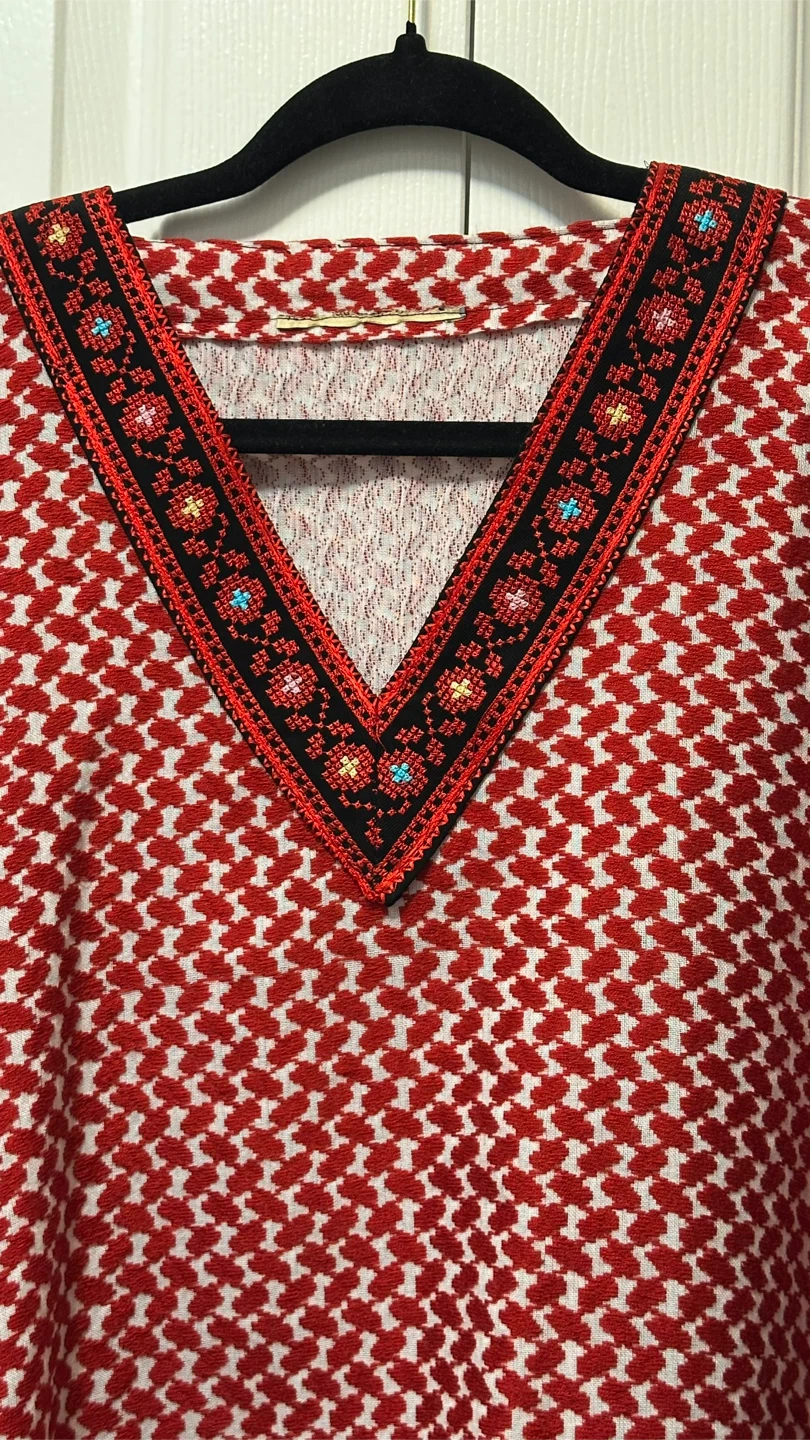 New kofeyeh poncho - photo 2