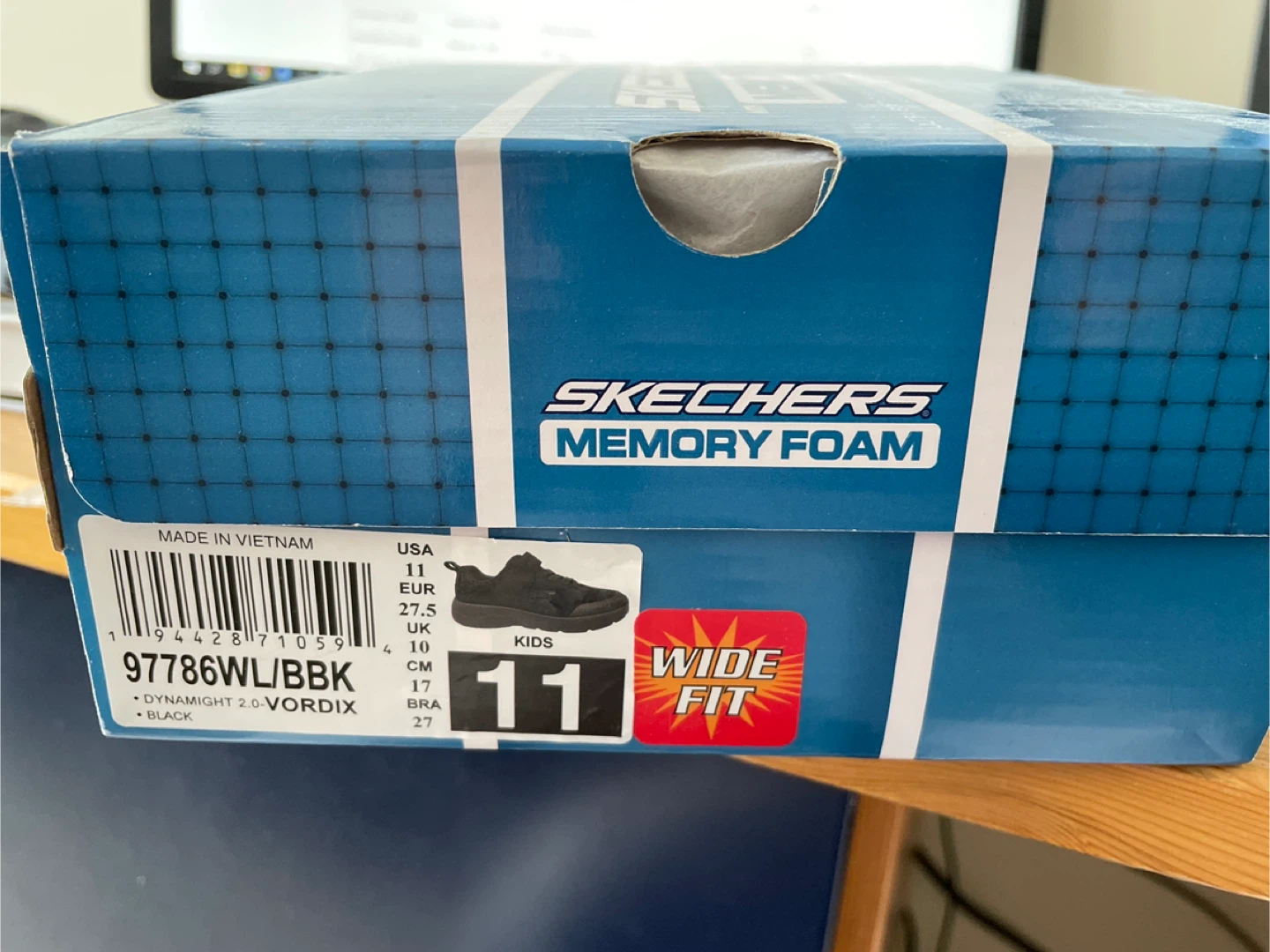 New in the box Skechers Memory Foam Kids Wide Fit Black Sneakers - photo 2