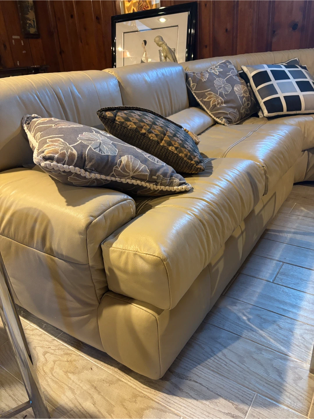 Postmodern 6-Piece Leather Sectional Couch - Pristine Condition - photo 2