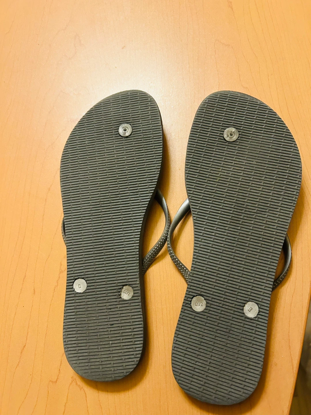 Havaianas Grey Flip Flops - Size 41/42 - photo 2