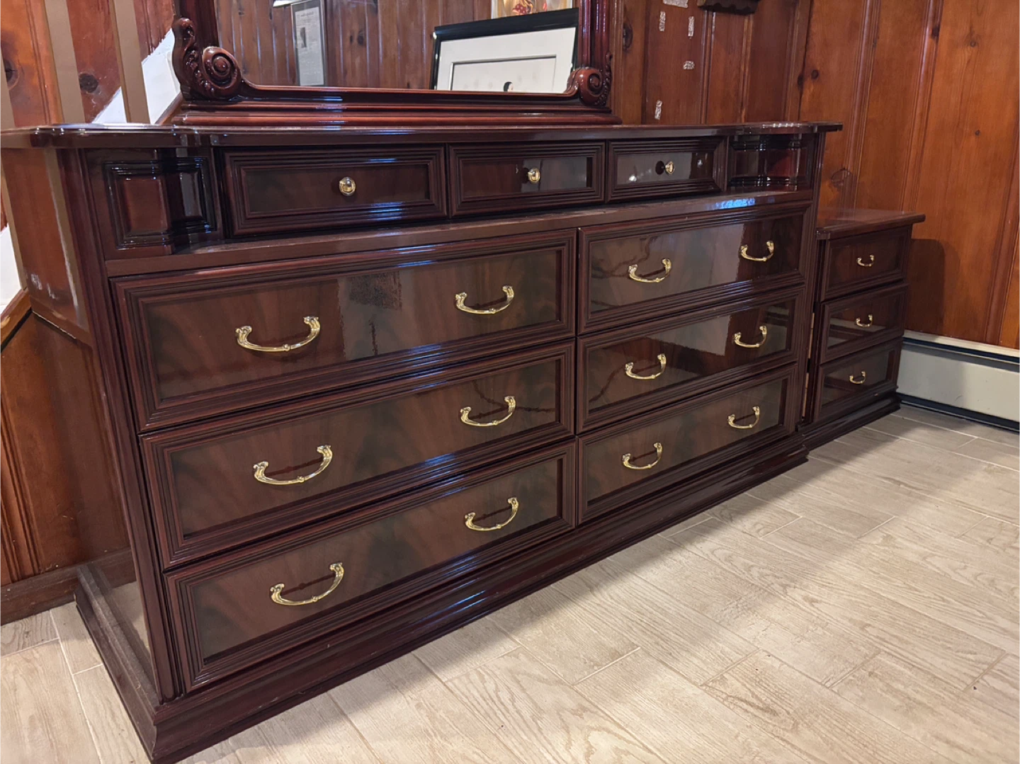 Dark Wood Dresser with Mirror + 2 matching nightstands - photo 2