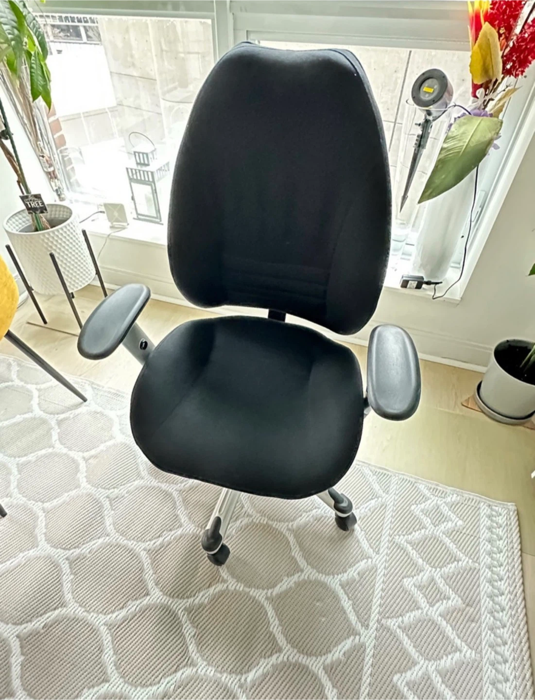 Ergonomic Office Chair - photo 2