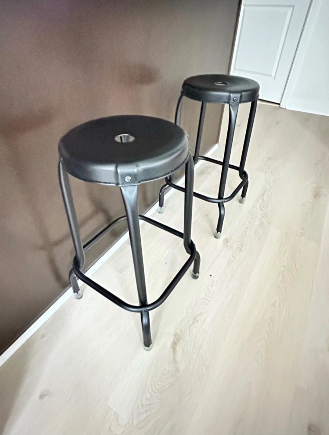 Set of 2 Metal Bar Stools