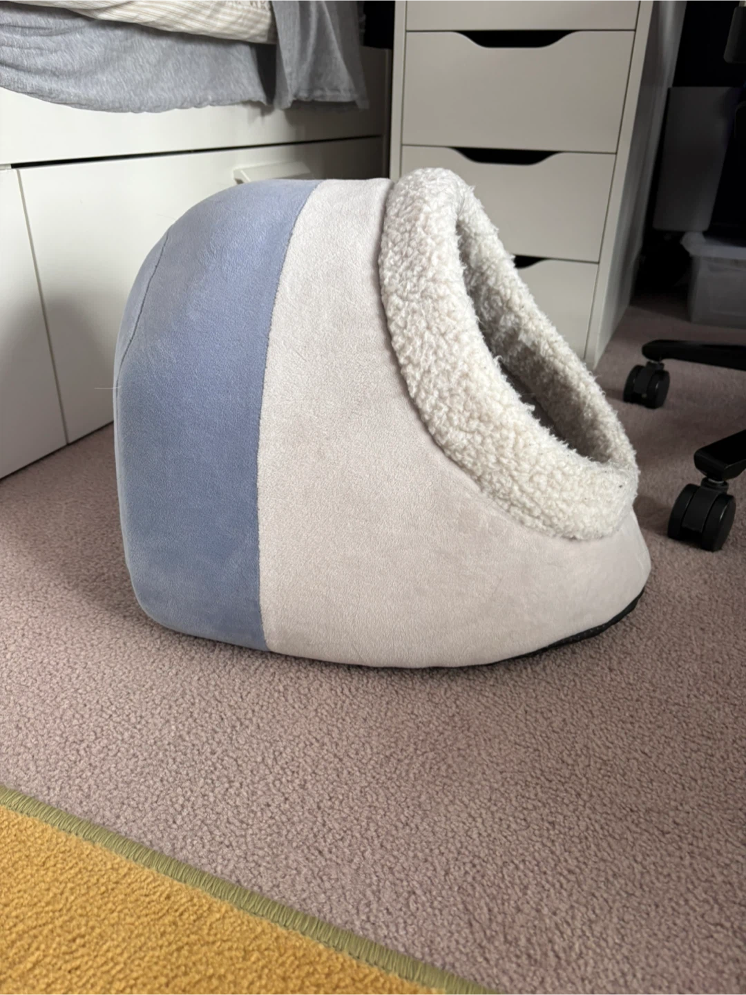 Cozy Cat Bed with Sherpa Lining - photo 2