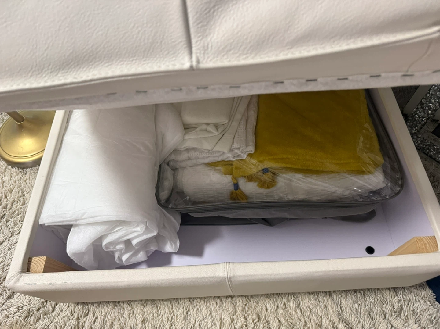 White ottoman - photo 4