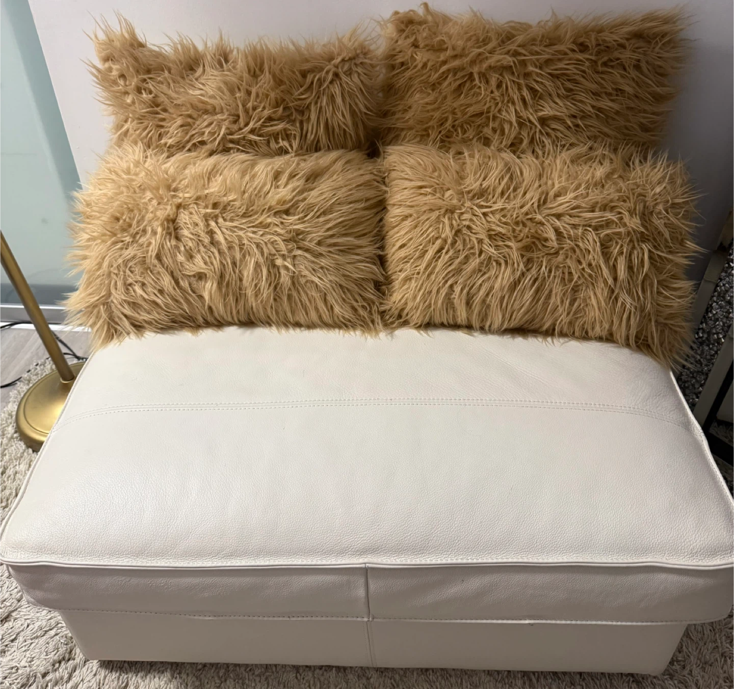White ottoman - photo 2