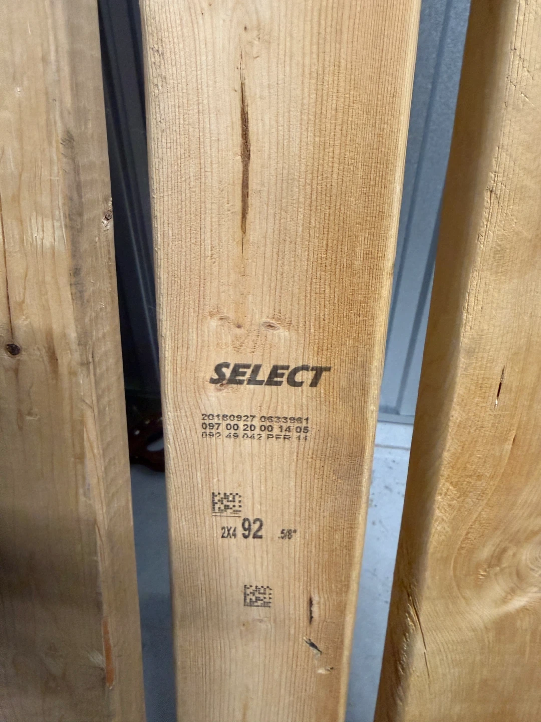 3 pieces of SELECT lumber 2x4 - photo 3