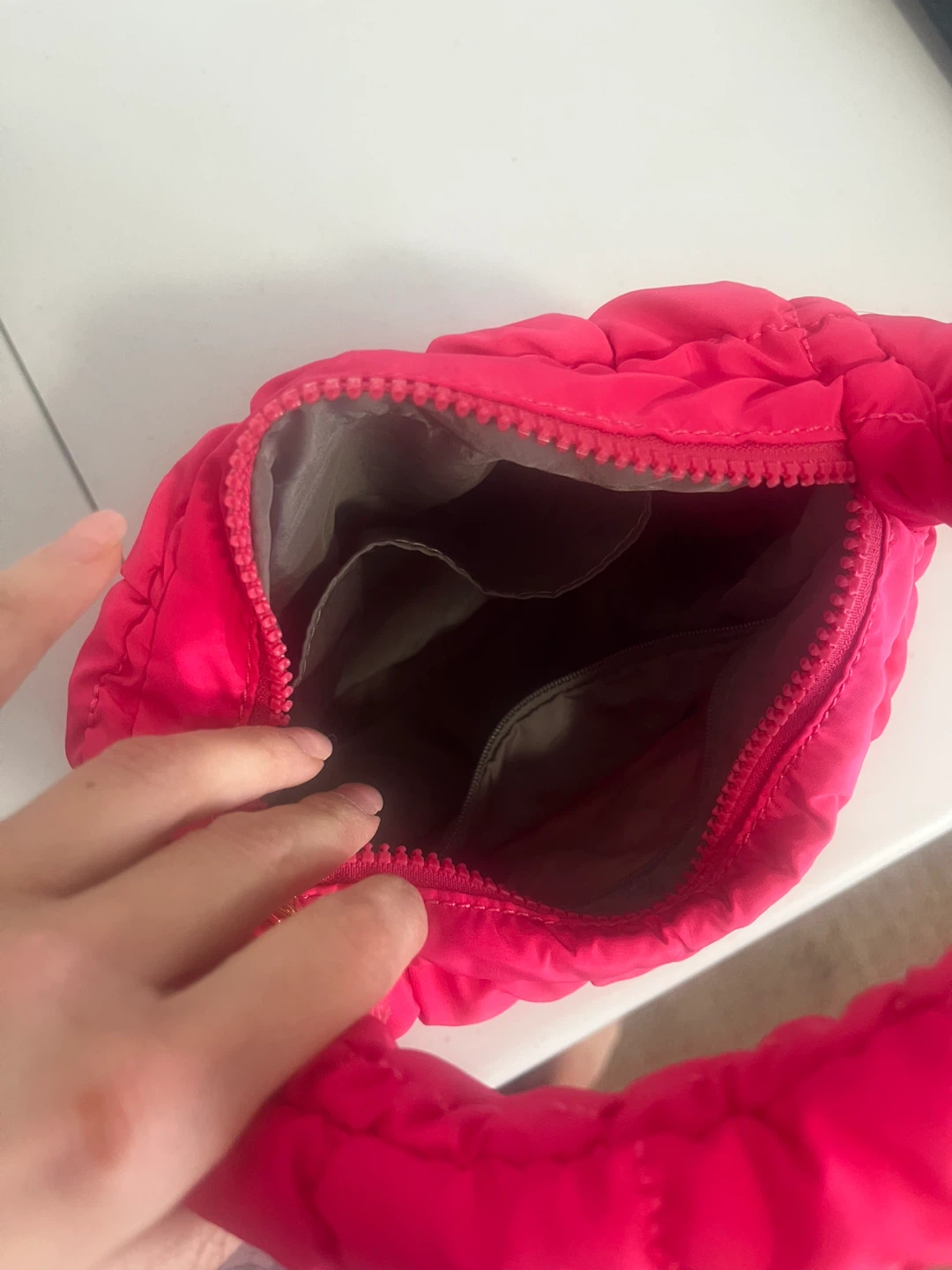 Bright Pink Puffer Handbag - photo 3