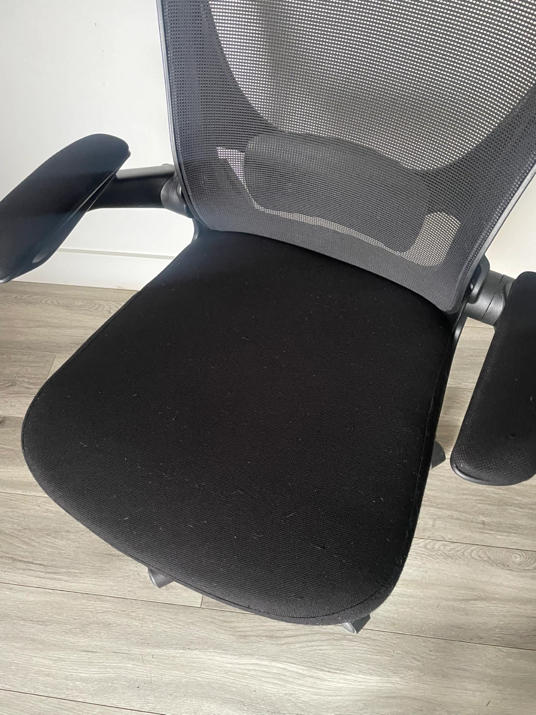 Office Chair - photo 2