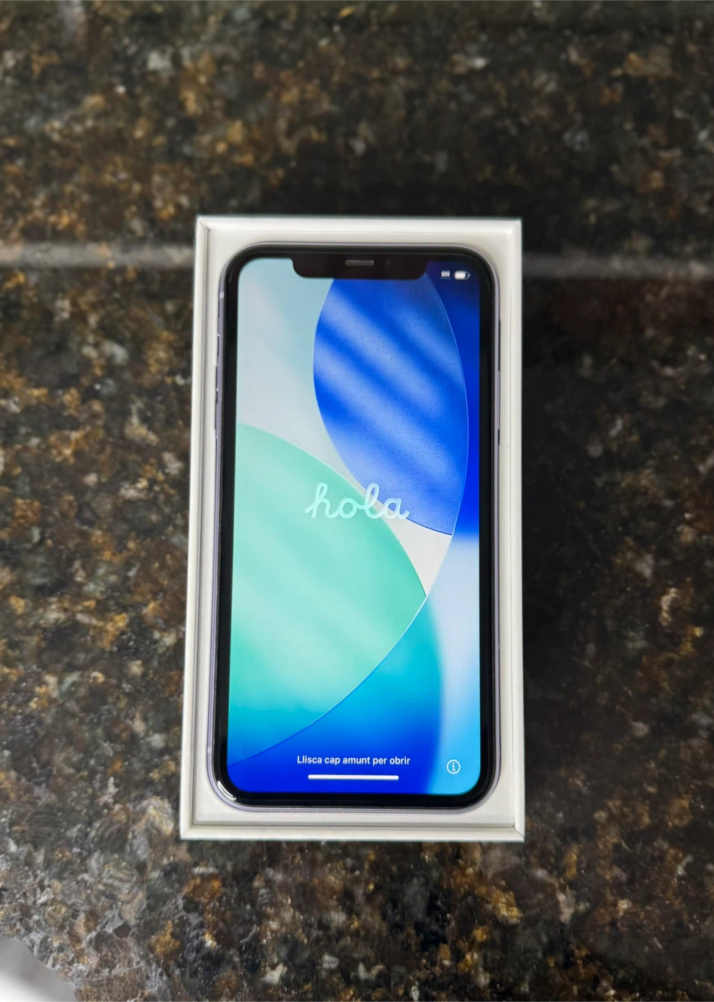 Light Purple iPhone 11 - 64 GB - photo 2