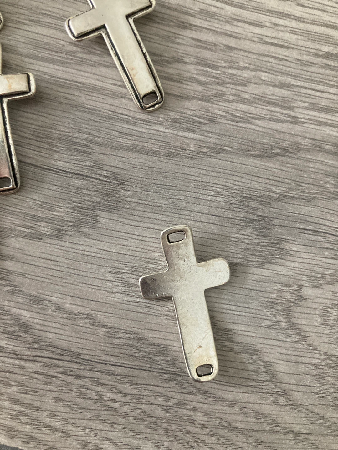 Lot of 11 Silver Tone Cross Charms - photo 2