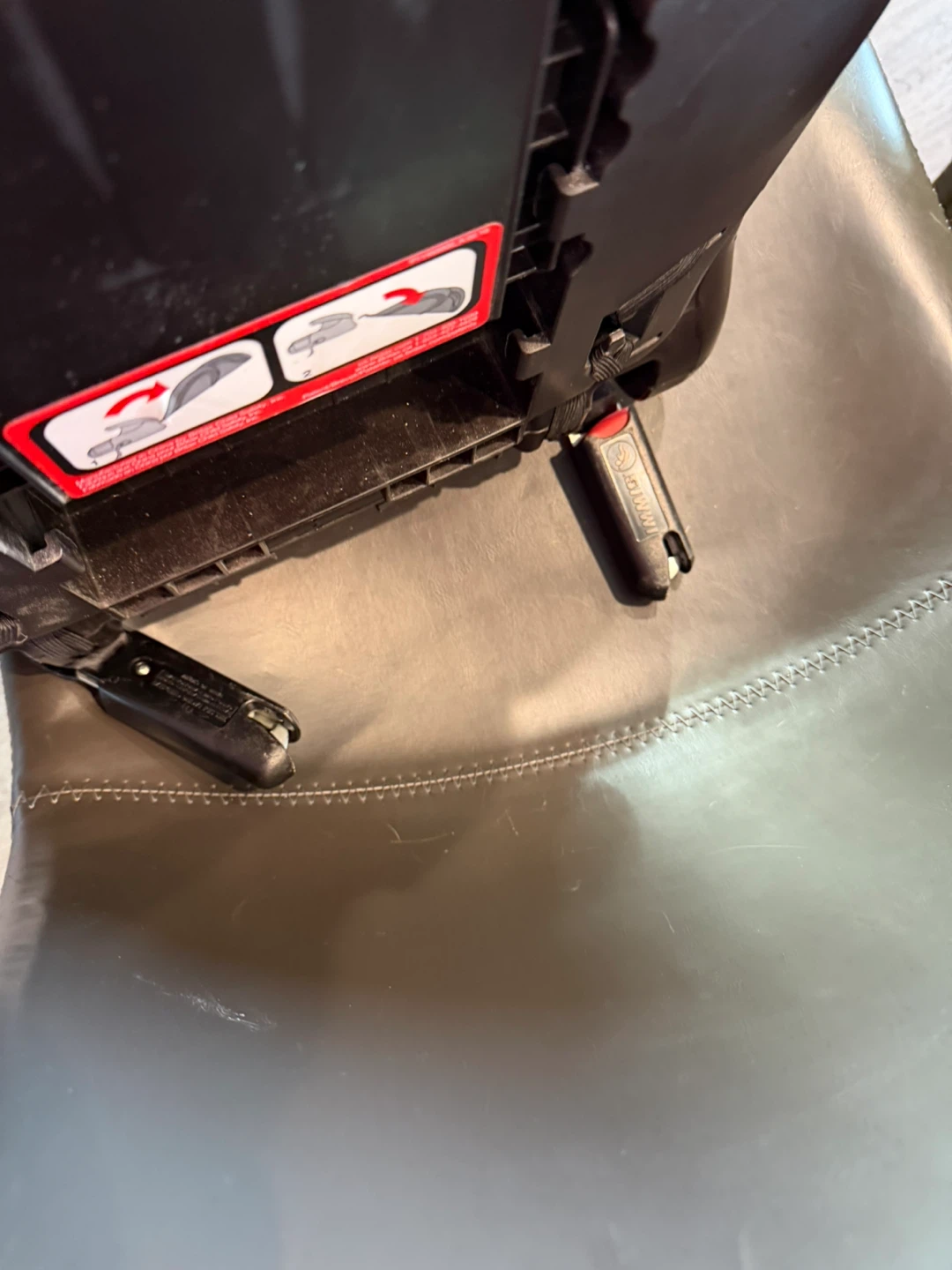 Britax Highpoint Booster Car Seat - photo 4