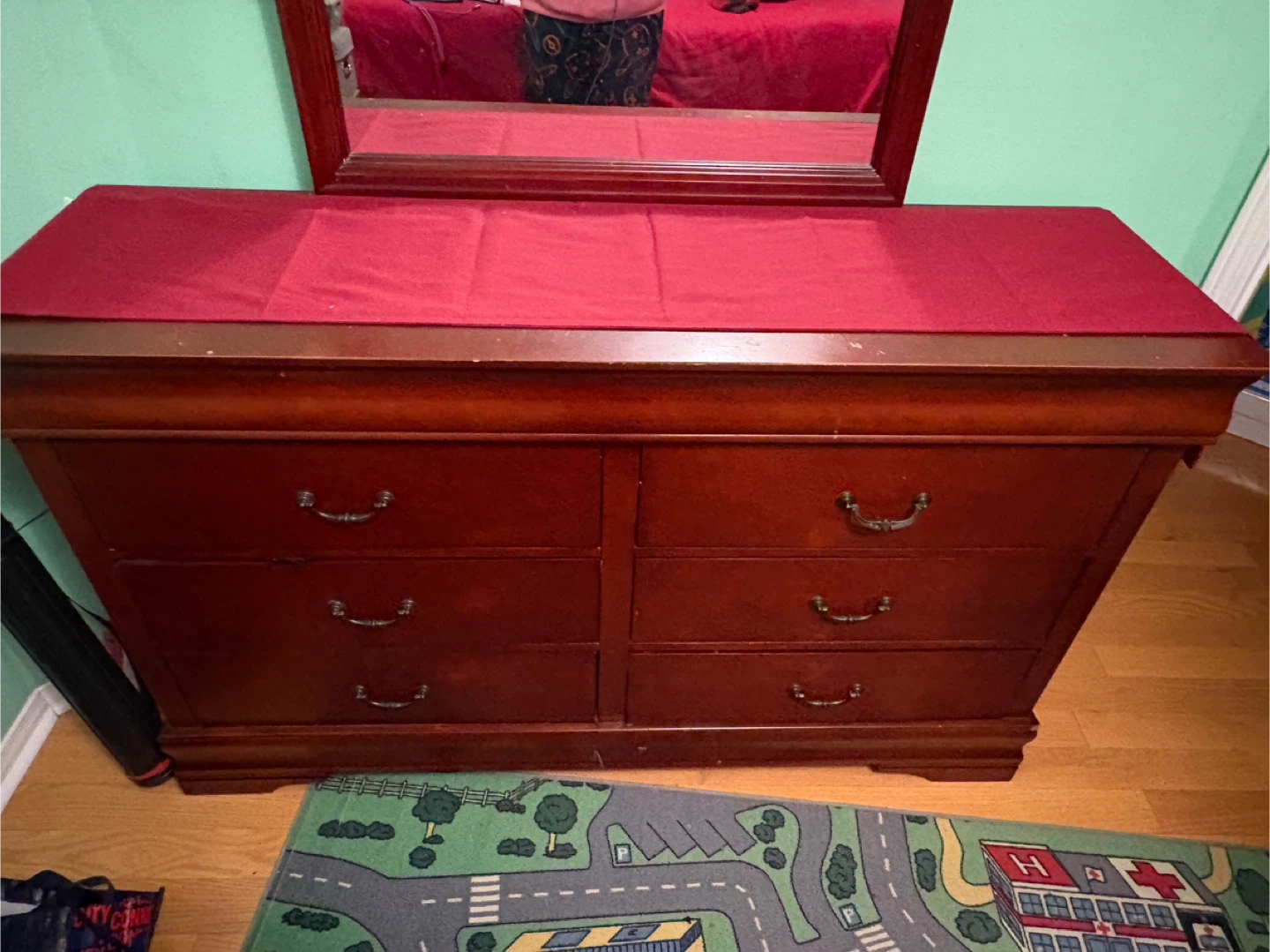 6-Drawer Dresser with Mirror PRICE NEGOTIABLE MUST GO - photo 3