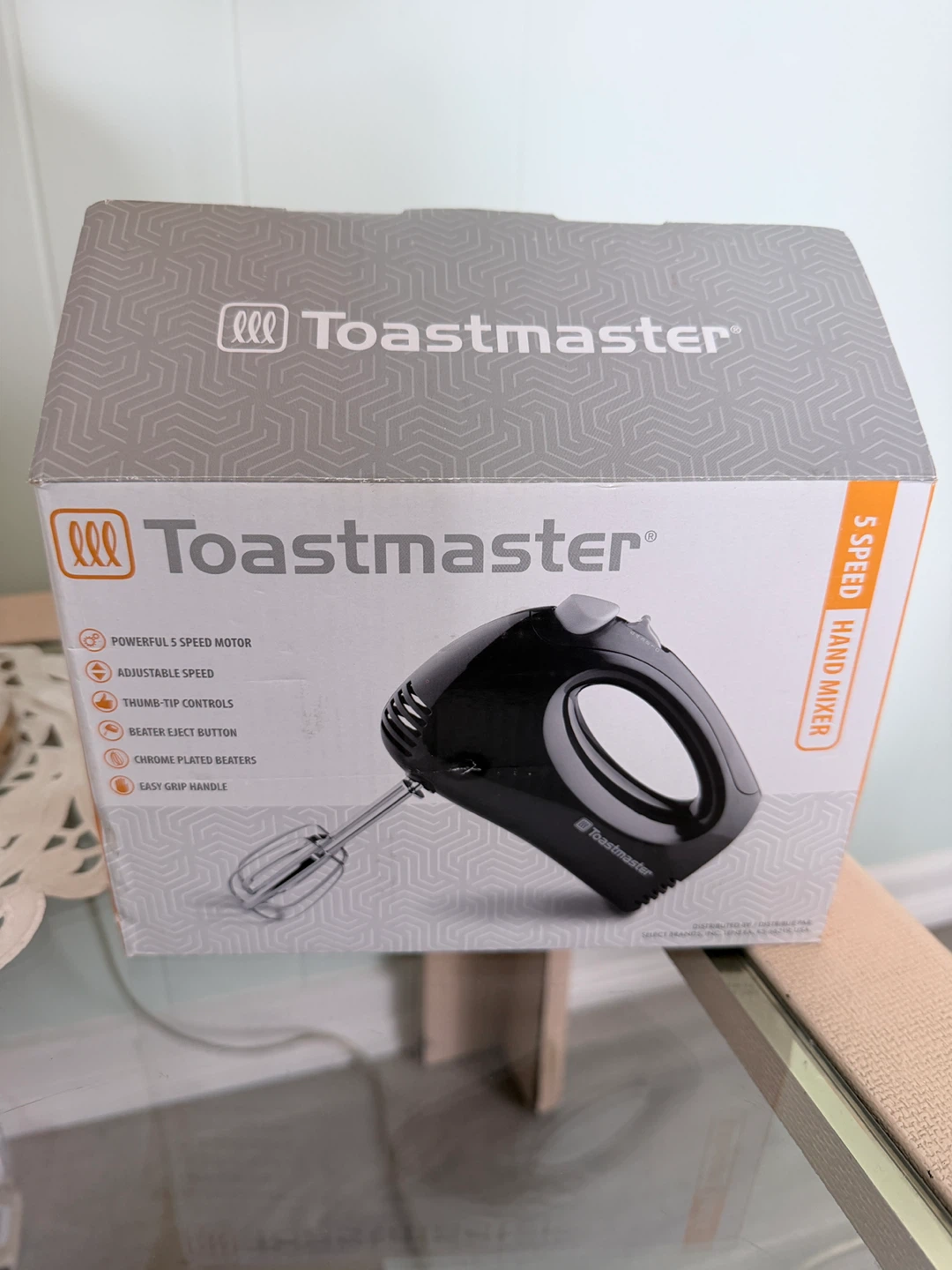 Toastmaster 5 Speed Hand Mixer