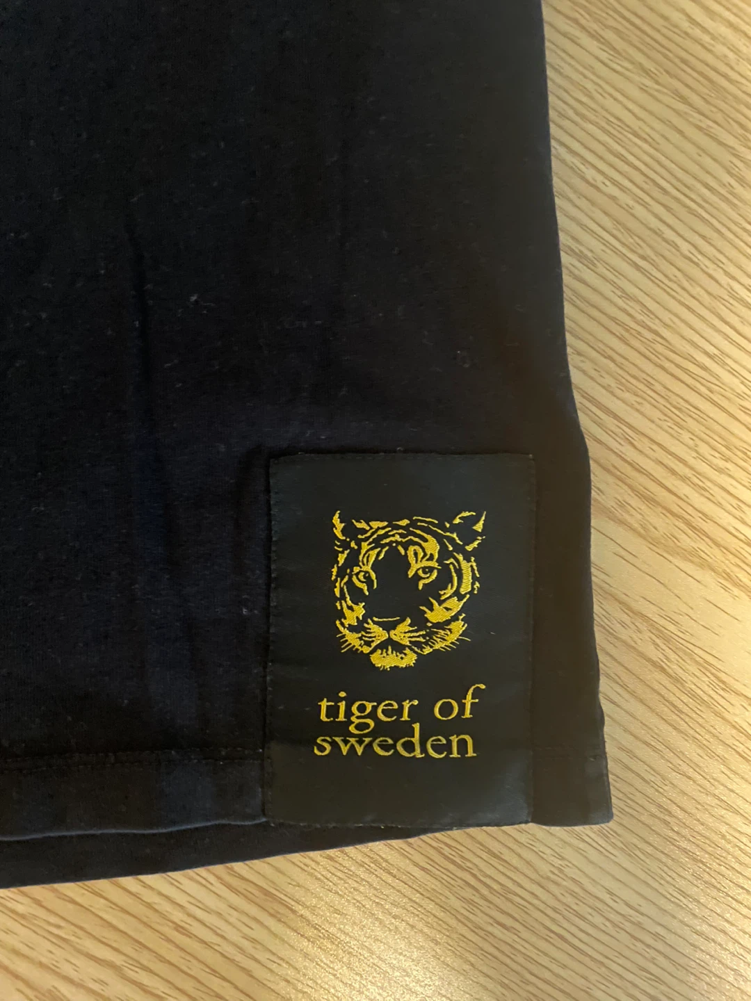 TIGER OF SWEDEN BLACK T - photo 2