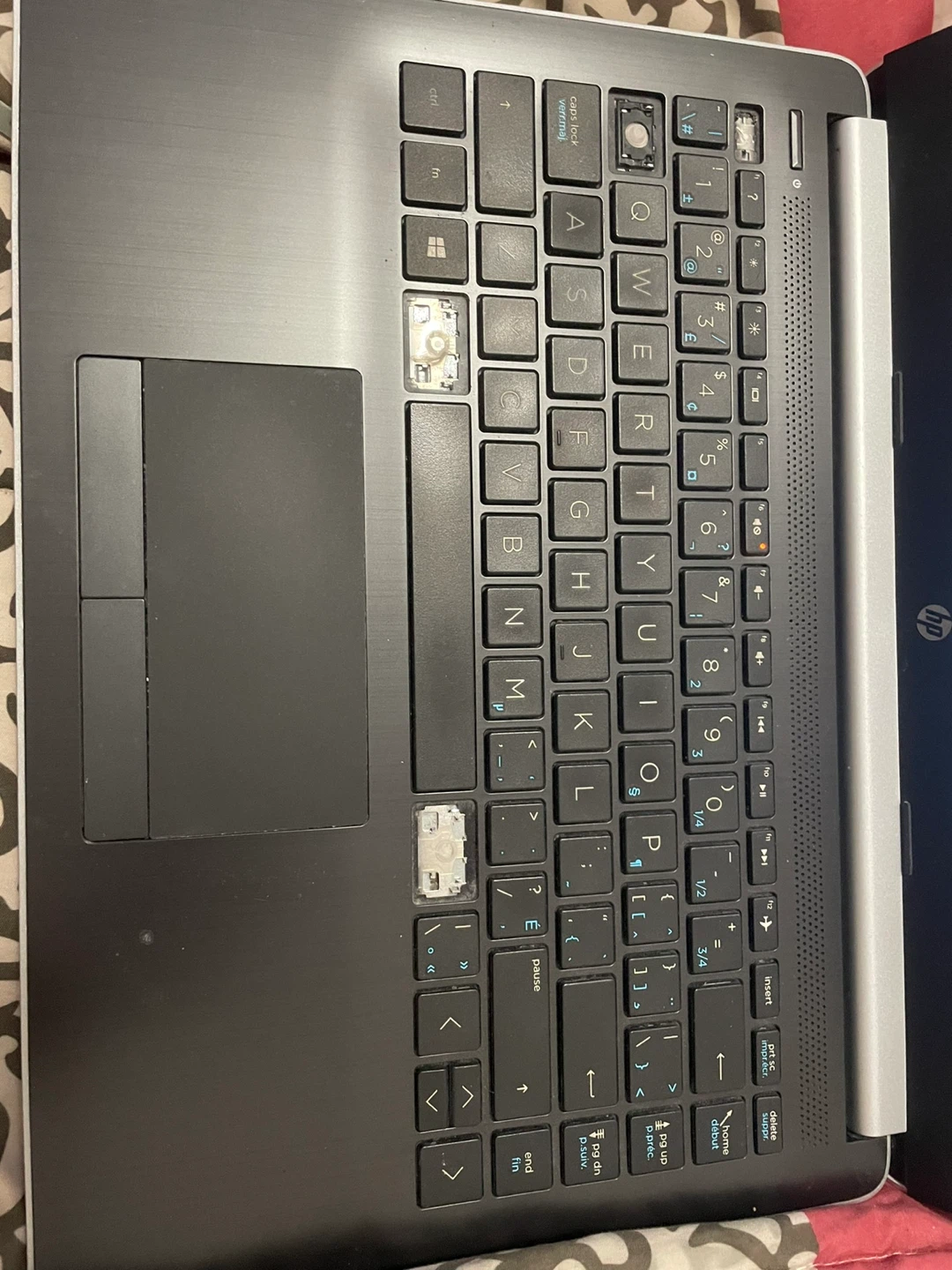 HP Laptop - photo 2
