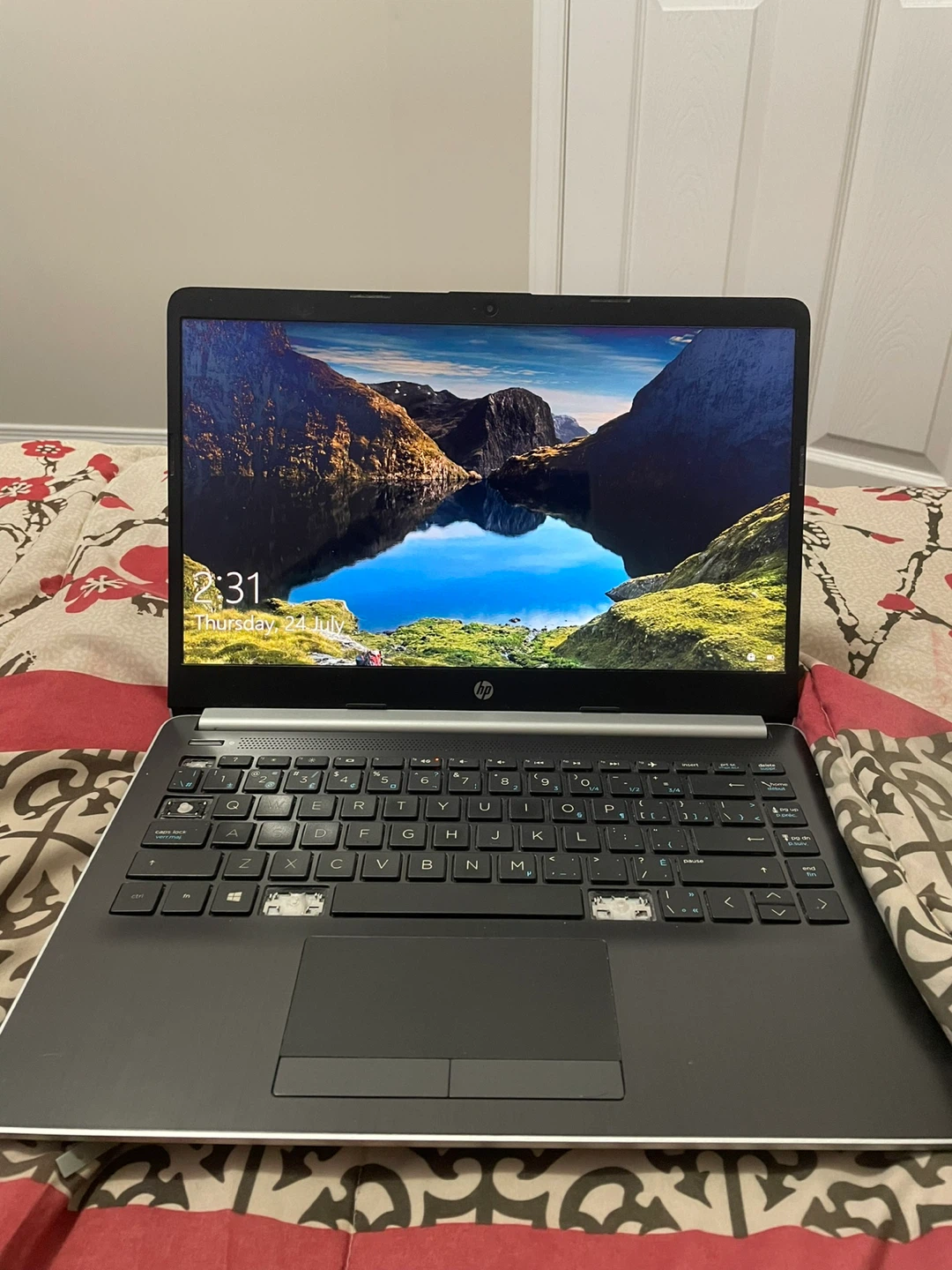HP Laptop - photo 5