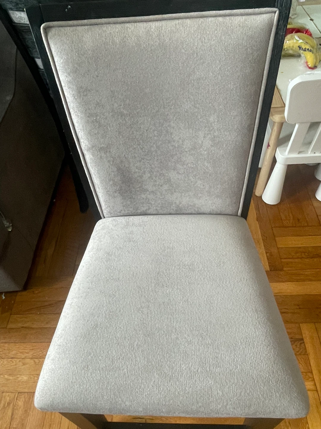 Set of 4 Gray Upholstered Dining Chairs with Black Frames