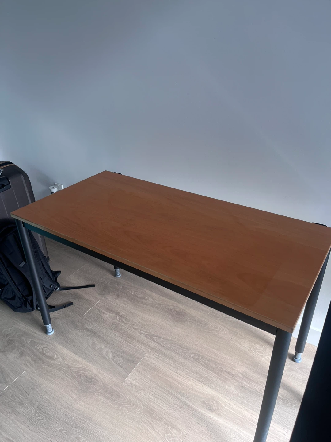 Wooden Top Desk with Metal Legs