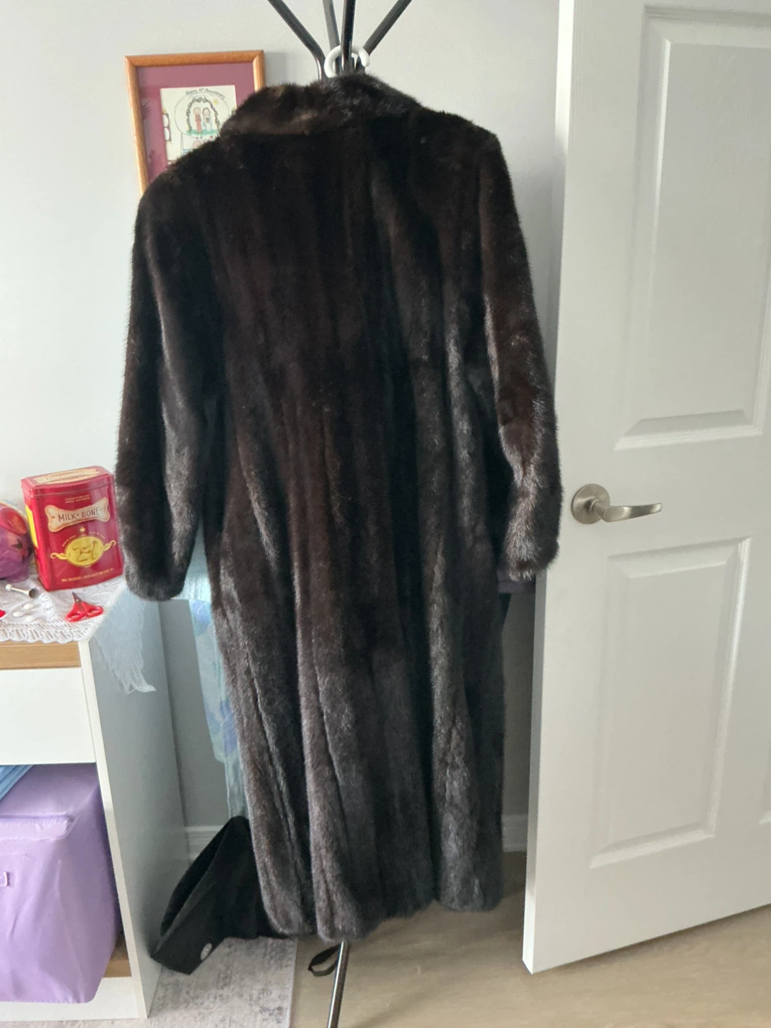 Waterman Furs Long Dark Mink Coat - photo 2