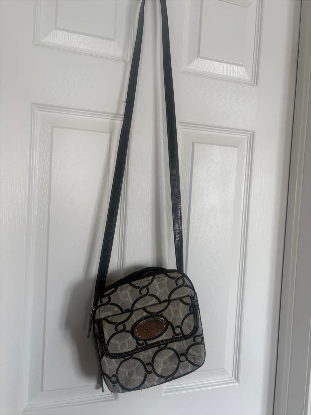 Jacqueline Smith purses bag