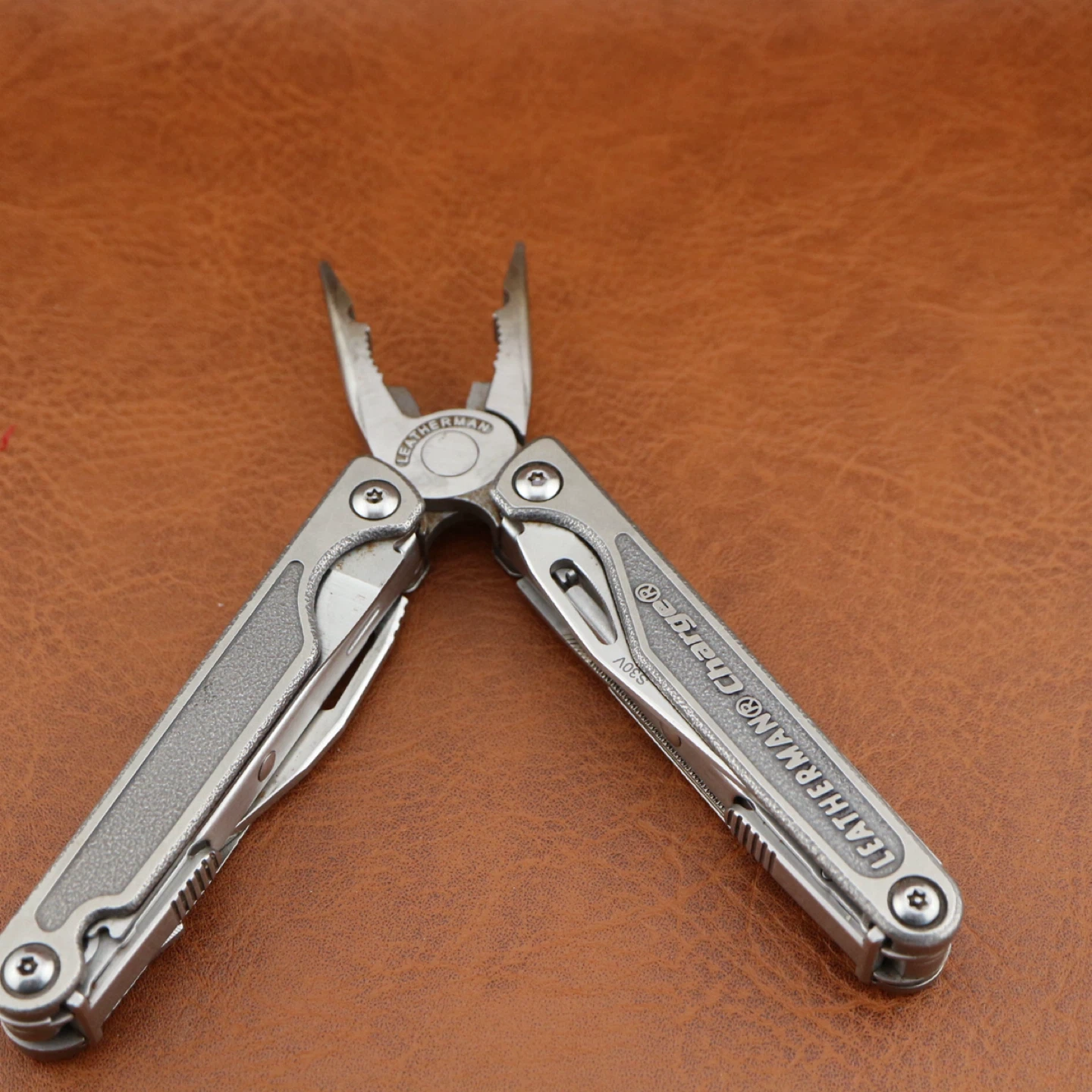 Leatherman Charge Multi-tool