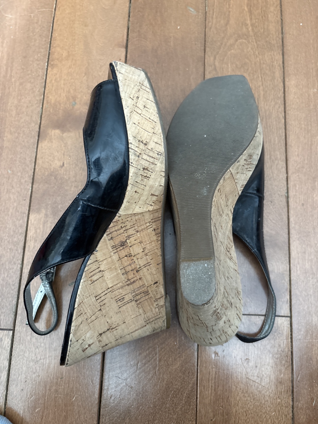 Marc Fisher Black Patent Wedge Sandals - photo 2