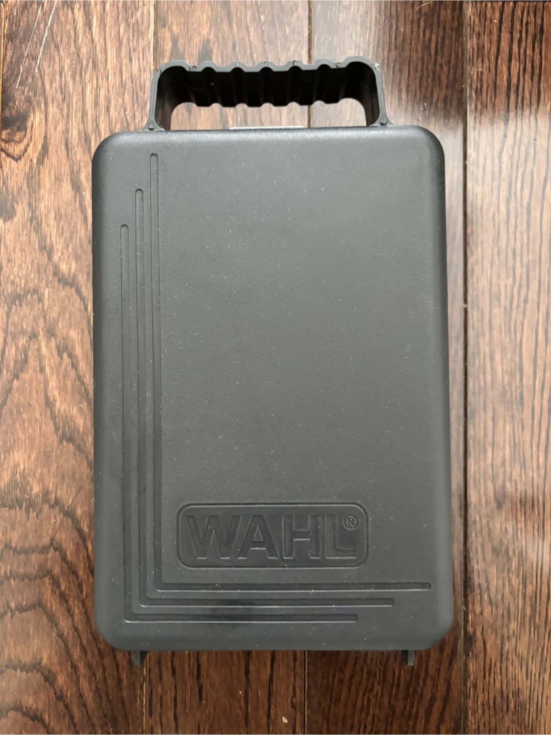 Wahl Hair Clippers with Case and Attachments - photo 3