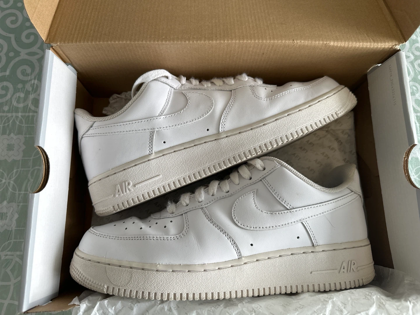 New Nike Air Force 1 '07 White Sneakers Size 10.5