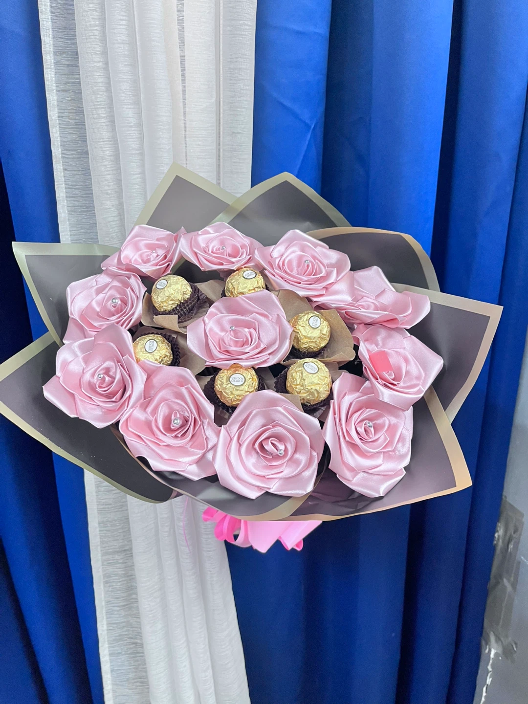 Ferrero Rocher Chocolate Bouquet with Pink Roses