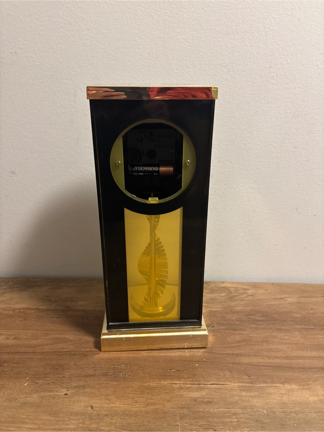 Rhythm Quartz Clock - photo 3