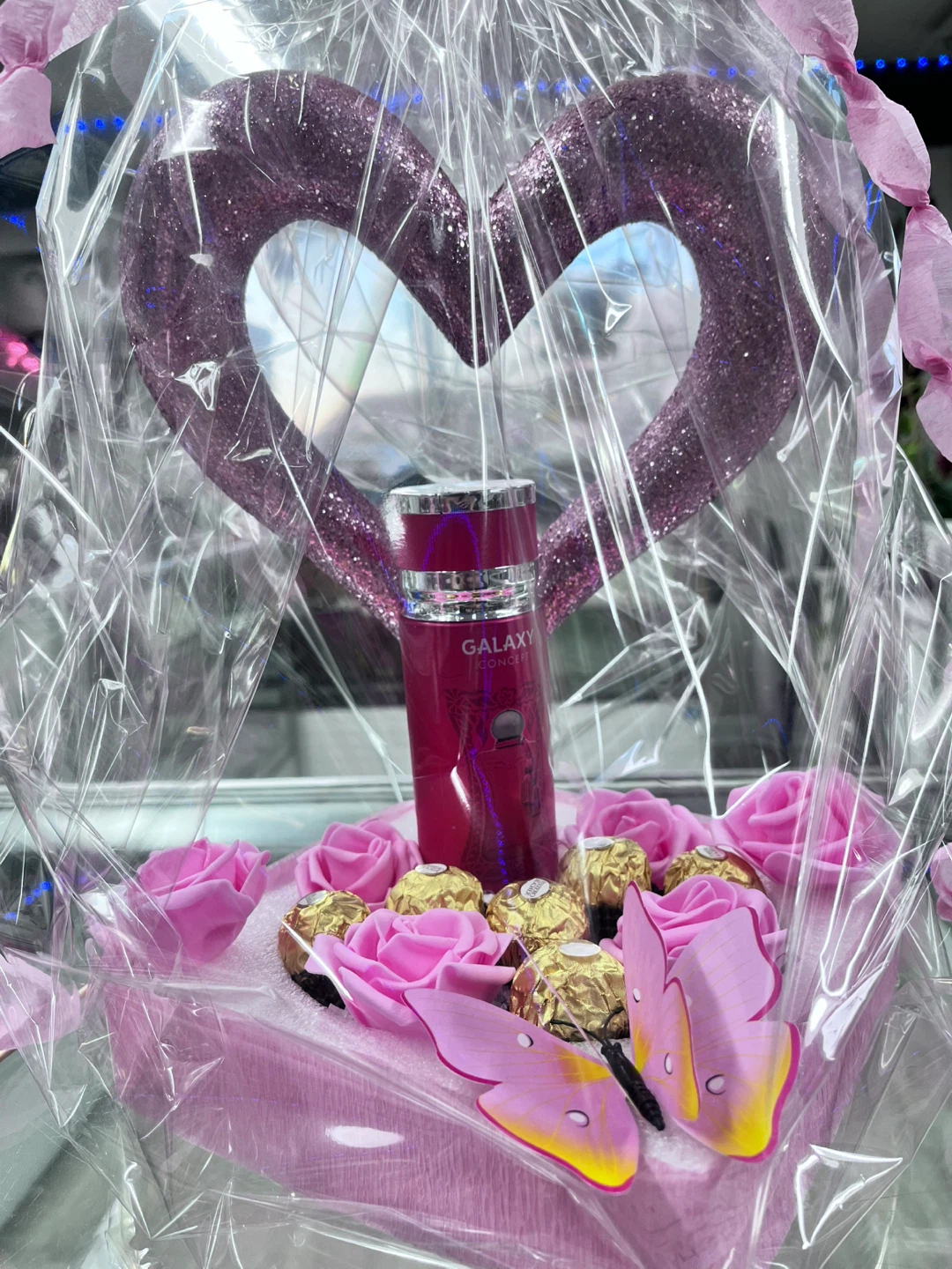 GALAXY CONCEPTS Perfume Gift Basket with Chocolates - photo 2