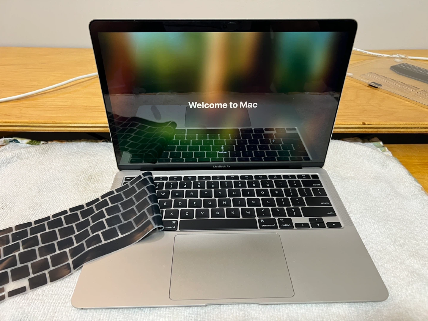 Apple MacBook Air Laptop 13in