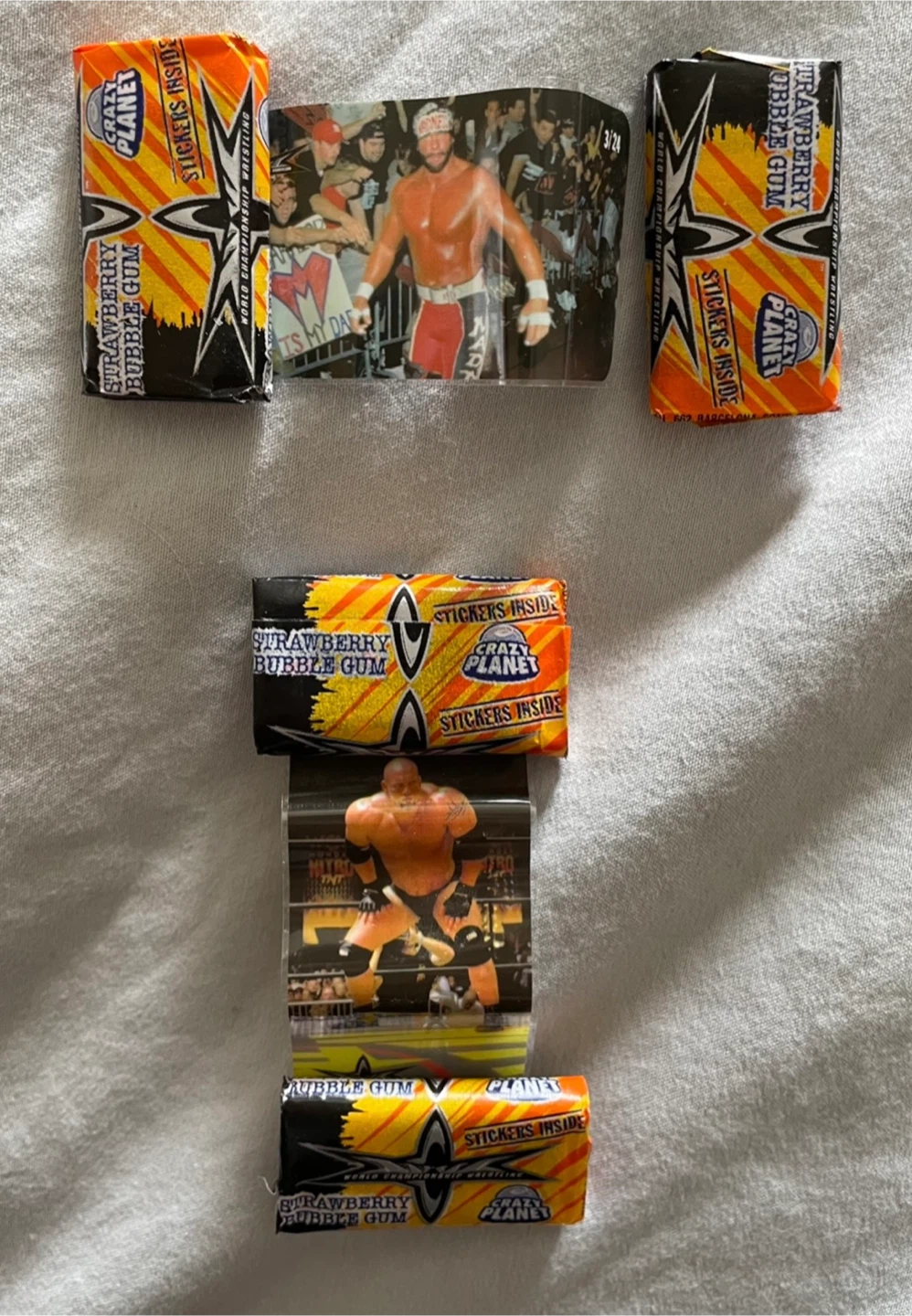 Crazy Planet WWF Wrestling Bubble Gum with Stickers and Tattoos - photo 5