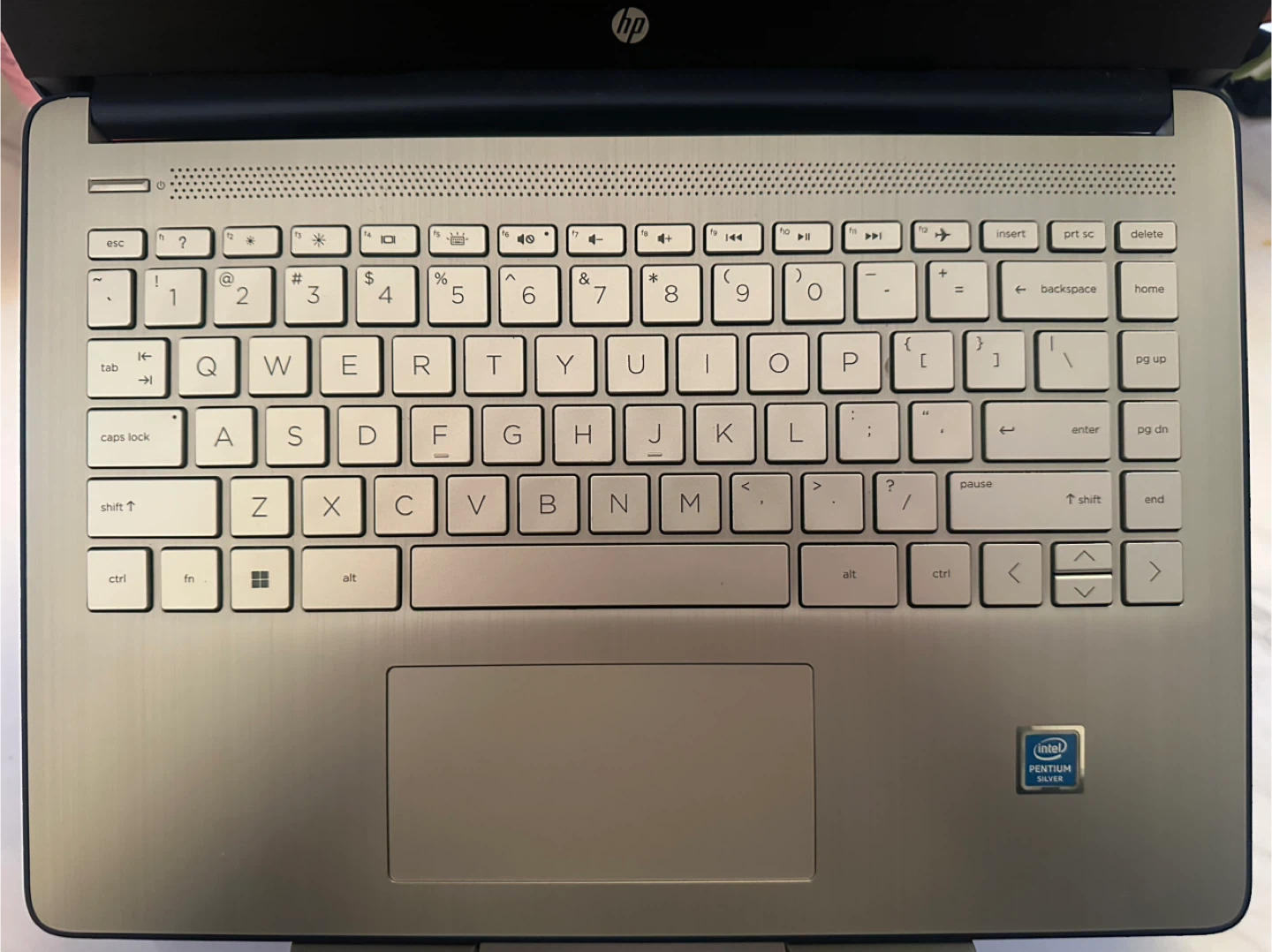 HP Laptop | Windows 11 | Touchscreen | W Charger - photo 2