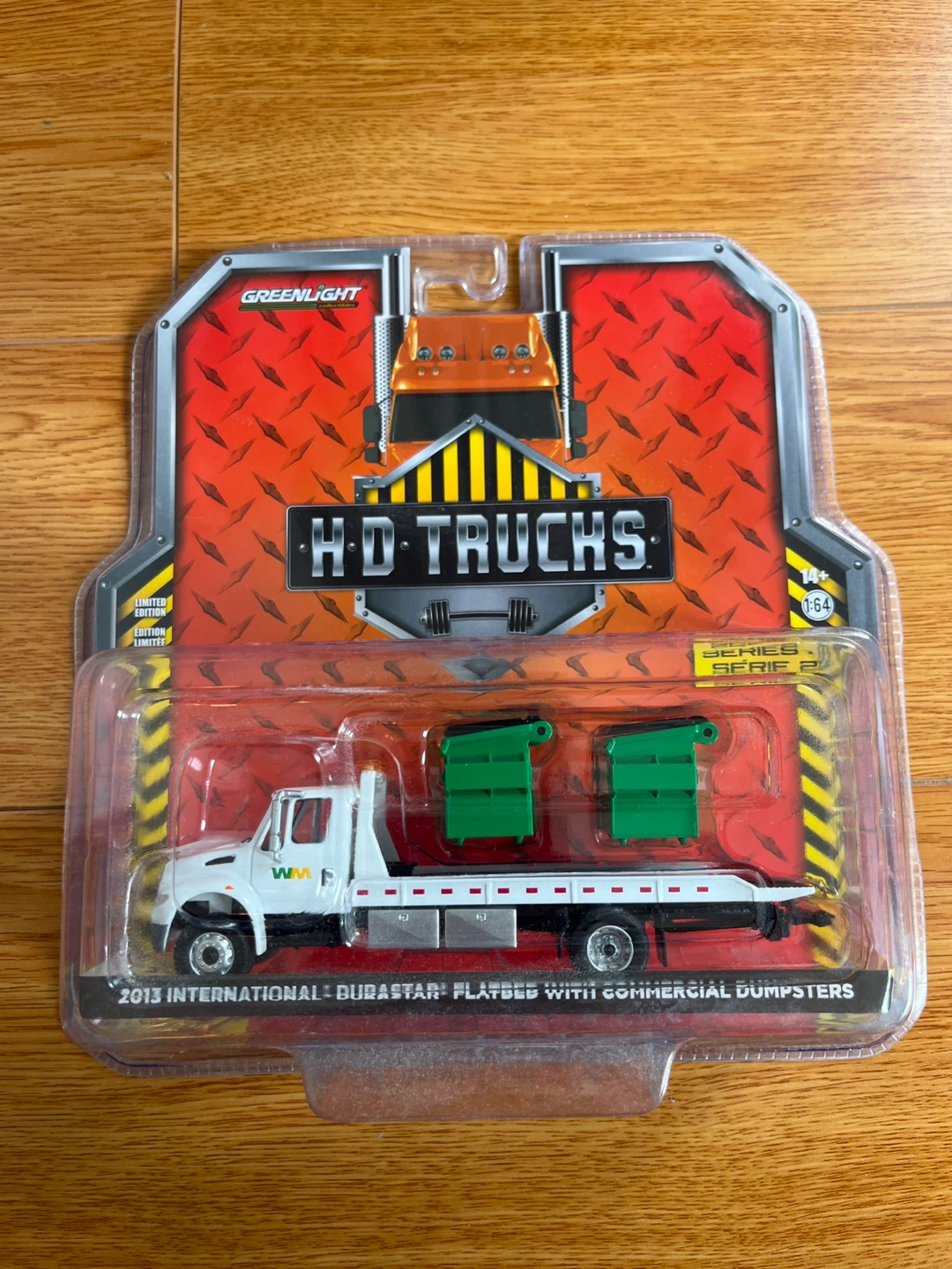 Greenlight 1:64 2013 International Dumpsters