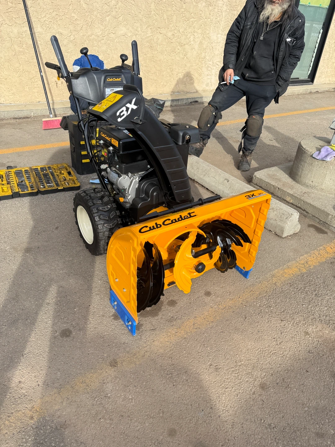Mobile snowblower release - photo 2