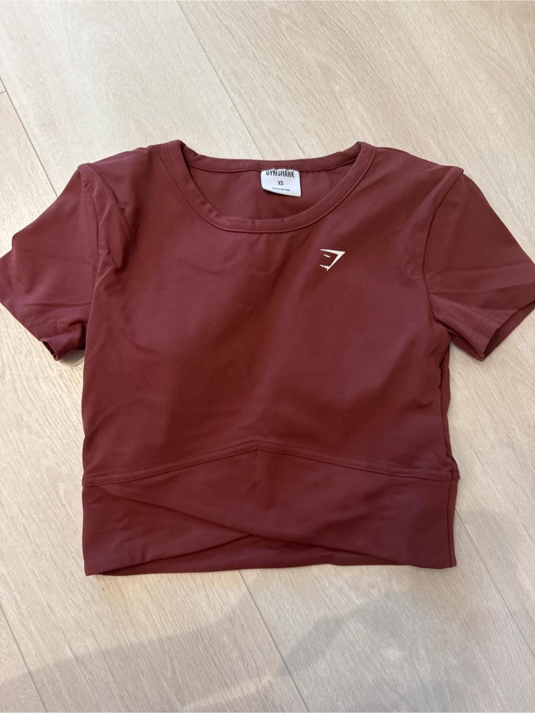 Gymshark Cropped T-Shirt XS Maroon
