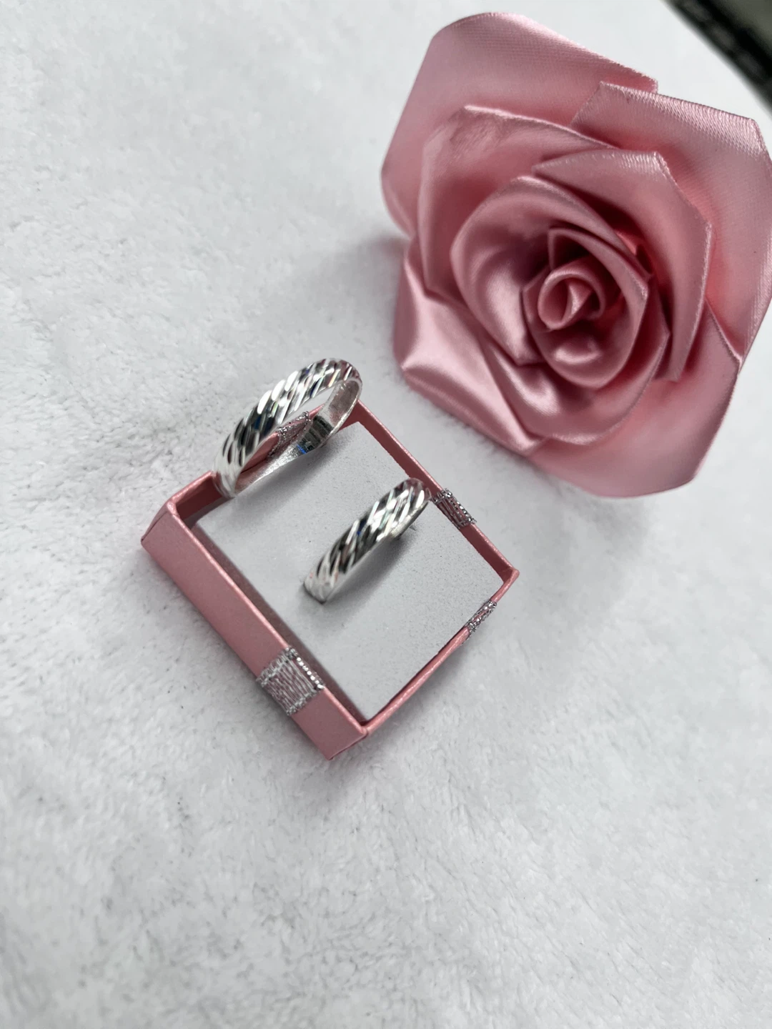Silver 9.25 Wedding Band Set