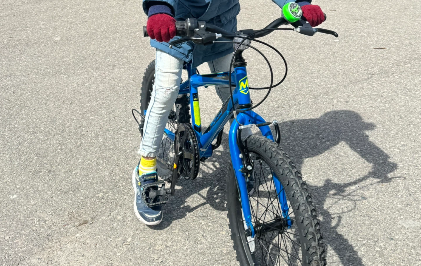 Blue Novello Kids Bike - photo 3