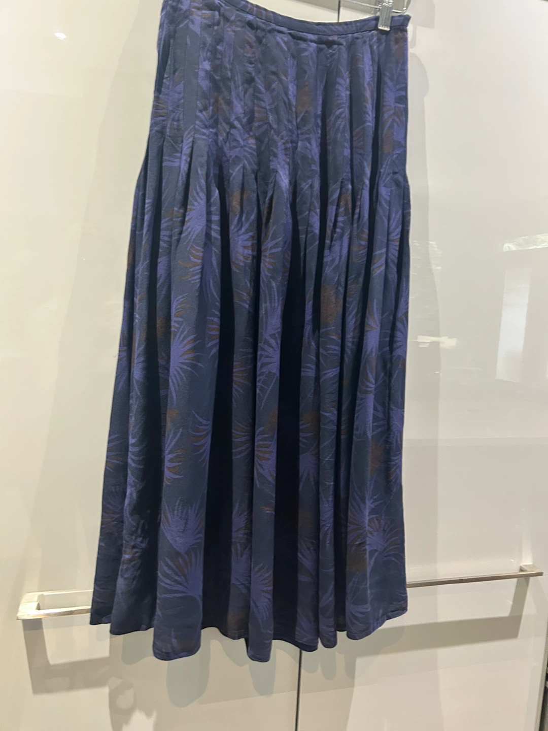 Peter Nygard Pleated Silk Skirt