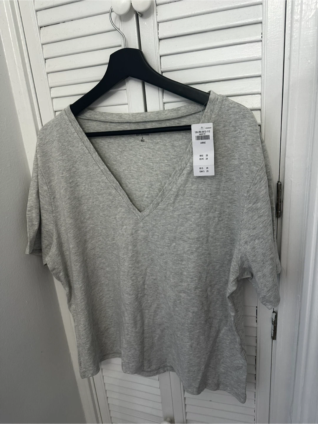NEW Abercrombie and Fitch T-Shirt - Size Large - photo 2
