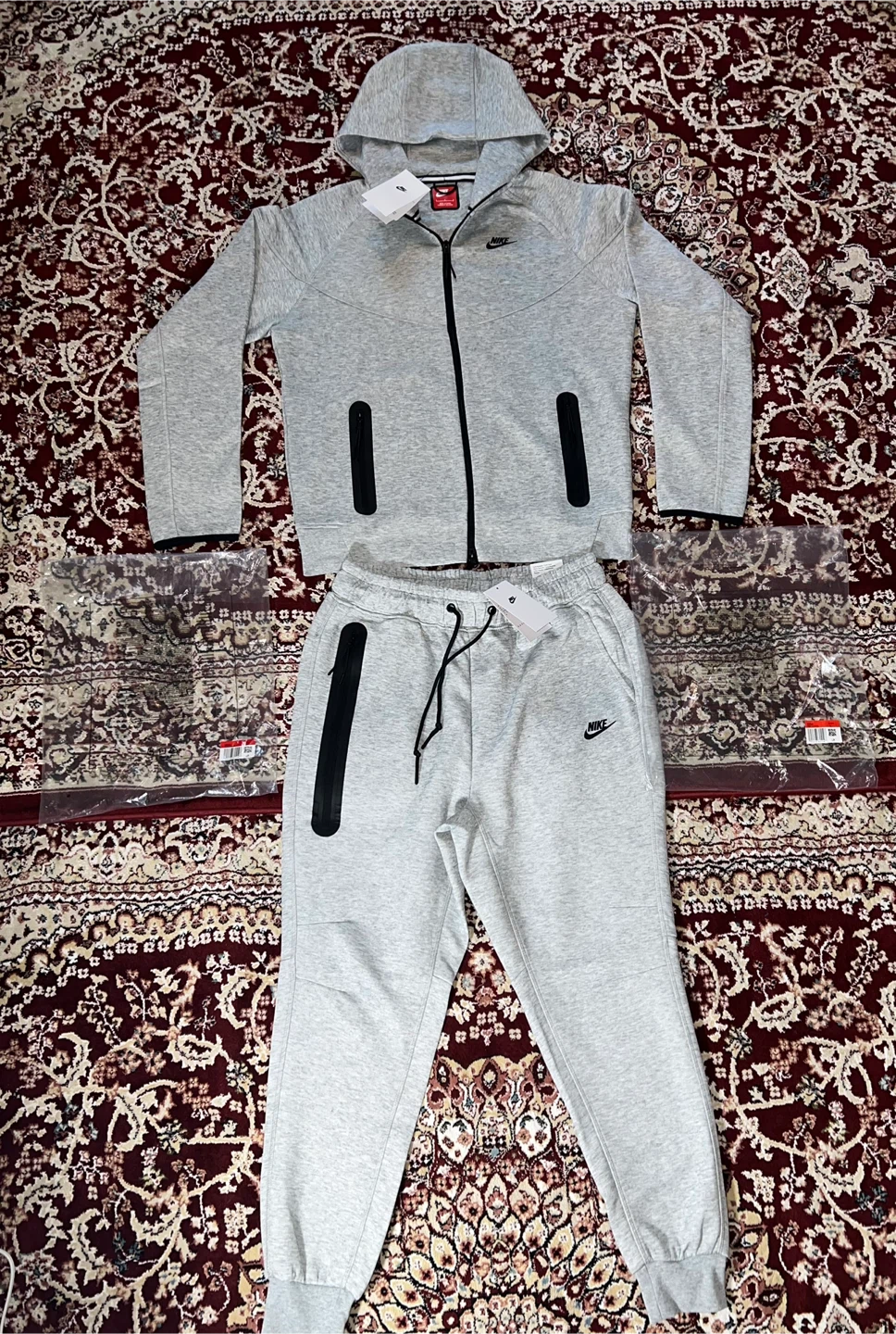Nike tech